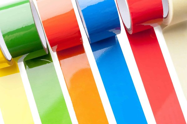 Transformez vos emballages avec le ruban adhésif personnalisé : Conseils et astuces